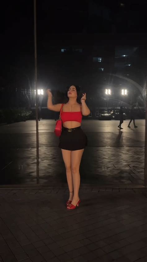 thiccylinks|thighzone .
